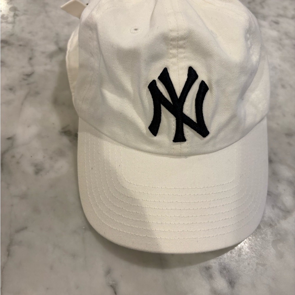 Genuine Merchandise White Cap women’s